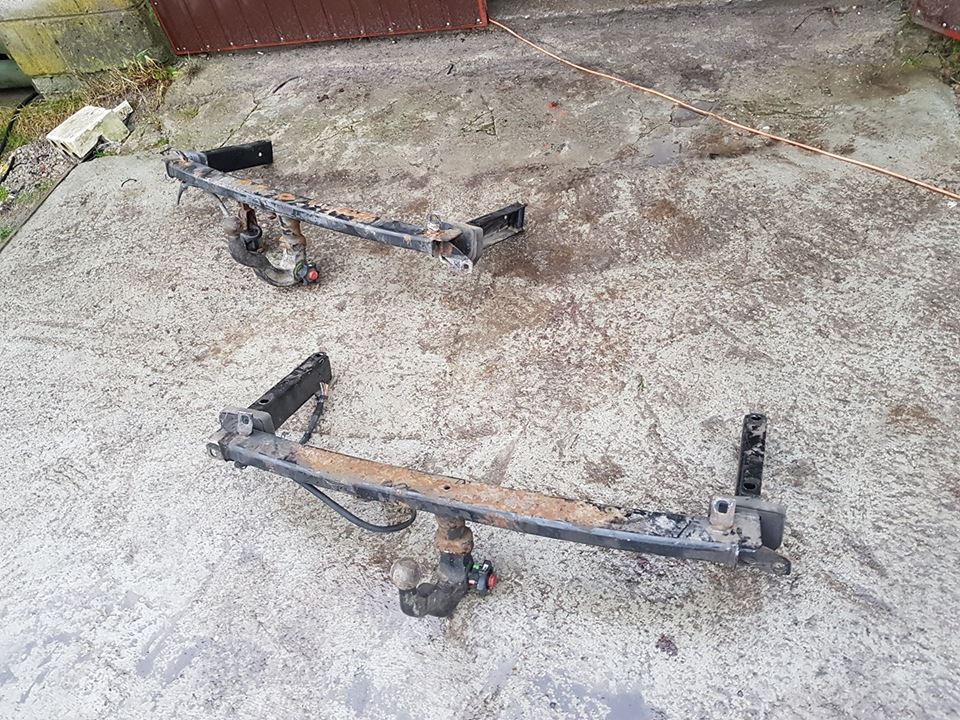 Automatyczny hak holowniczy WESTFALIA  Audi a4 b5