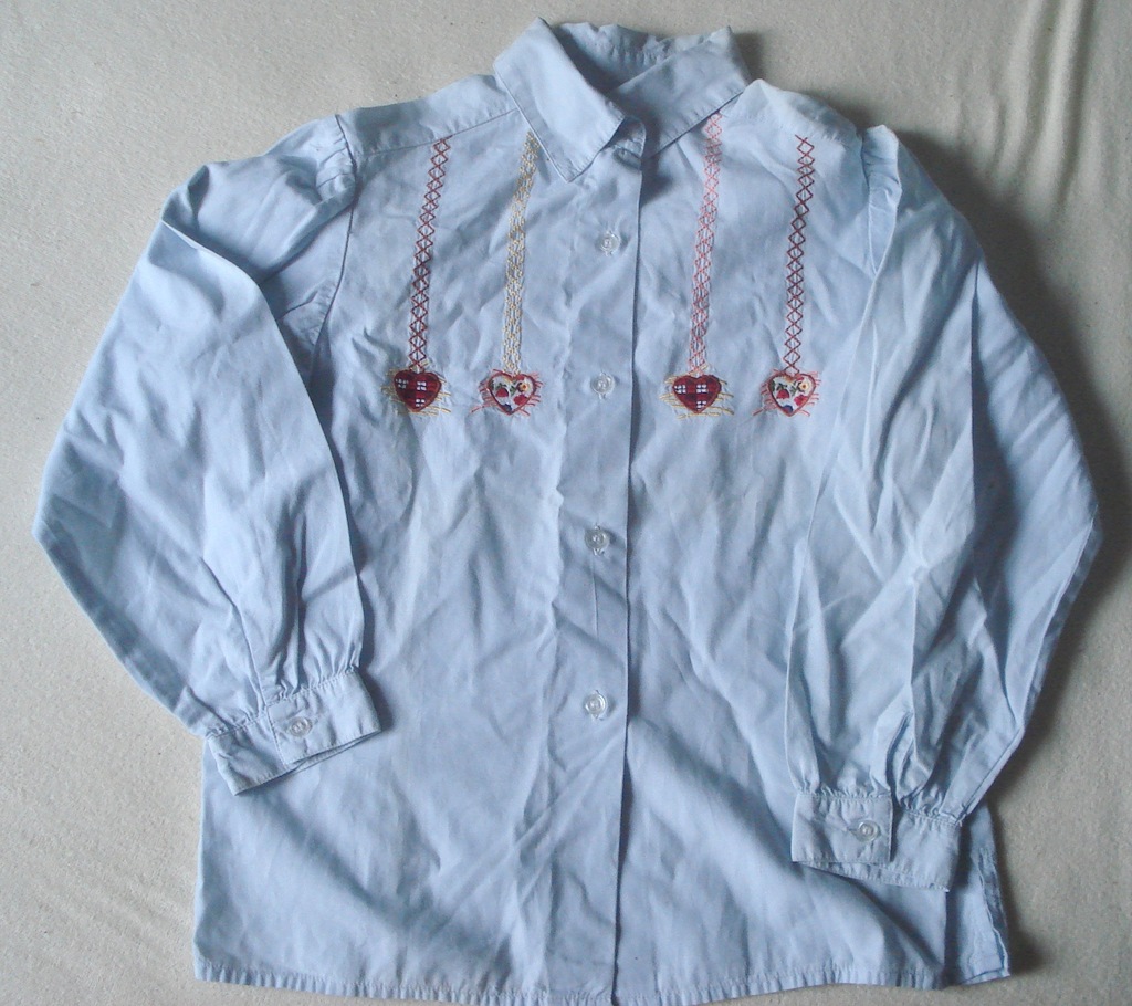 Błęklitna koszula z haftem 128