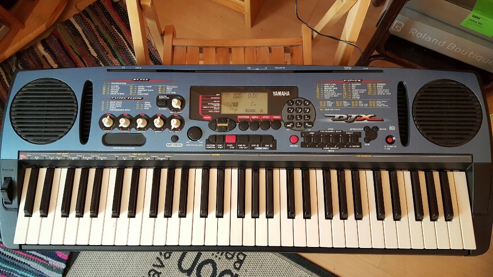 Yamaha DJX PSR-D1 Keyboard Syntezator