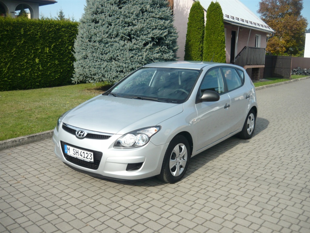 HYUNDAI I30 45 TYS KM BENZYNA JAK NOWY