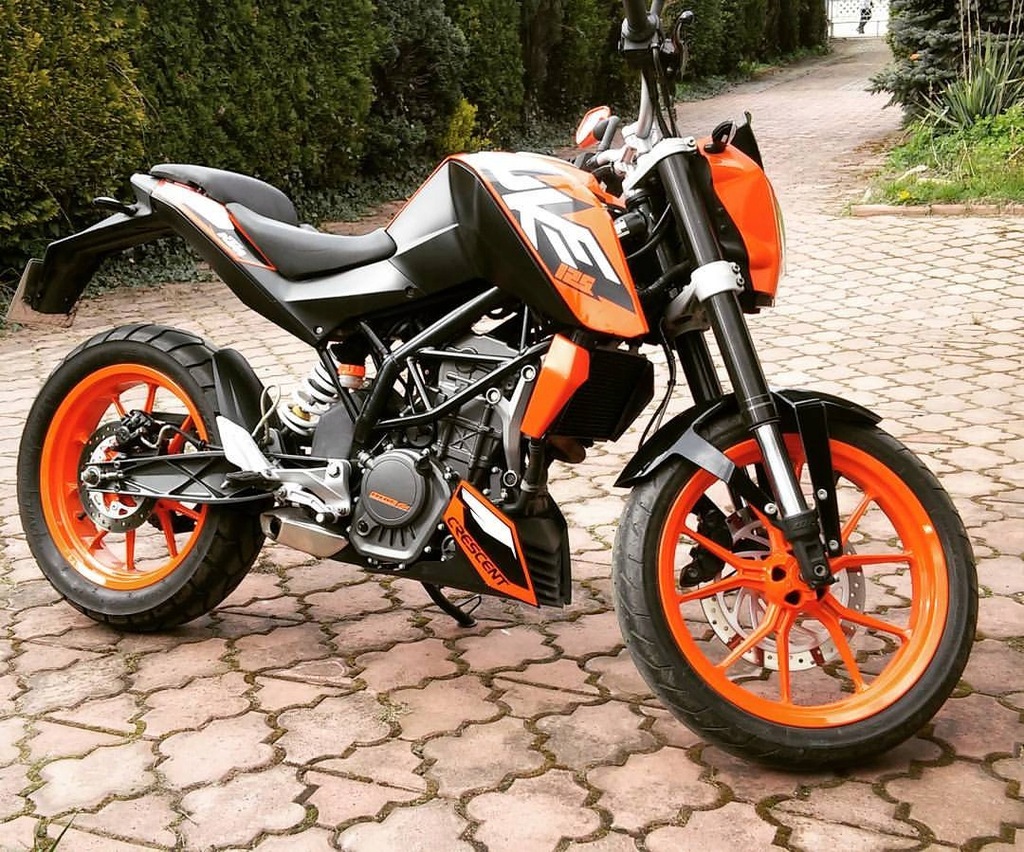  KTM  Duke 125cc  7395300609 oficjalne archiwum Allegro