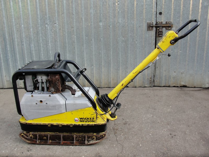 ZAGĘSZCZARKA PŁYTA WACKER DPU 5045 H 410 KG NR.297
