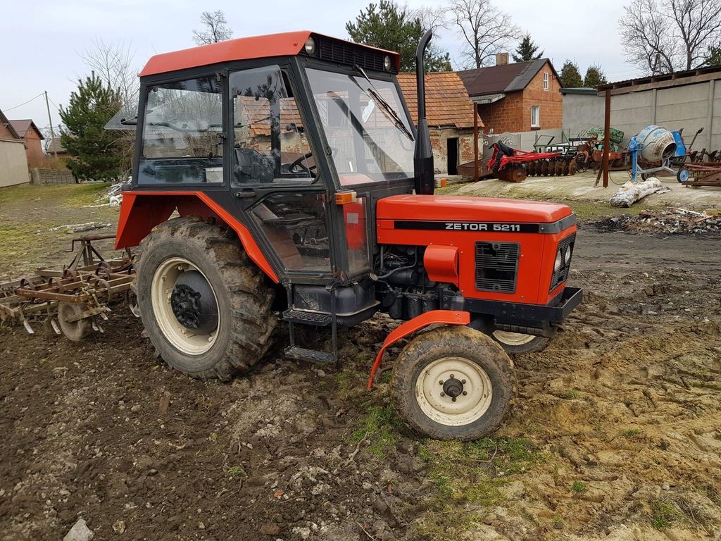 Ciągnik Zetor 5211