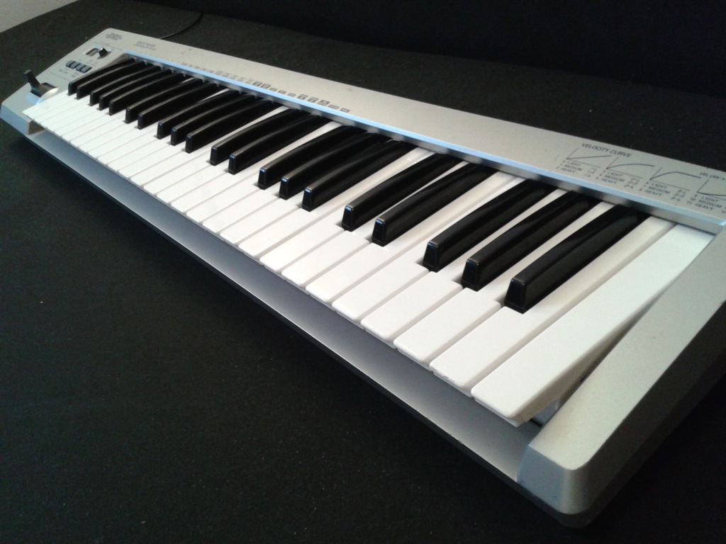 Klawiatura sterująca USB Midi Roland PC-50 49 keys