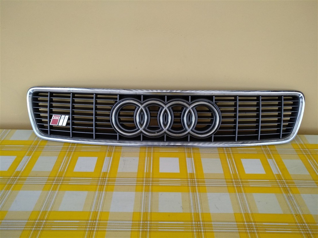 Atrapa Grill Audi S4 A4 B5 Oryginał Stan BDB