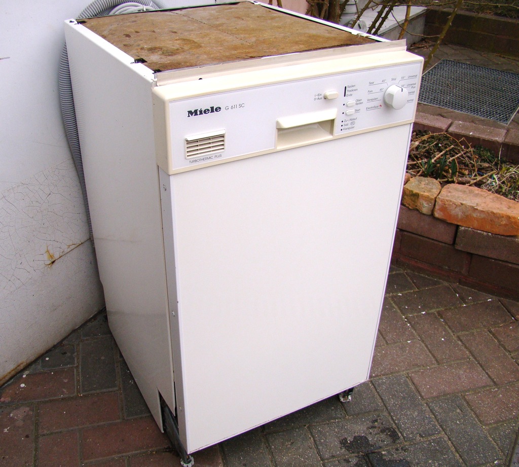 Miele G611SC ZMYWARKA Wąska podłączenie ciepła wod