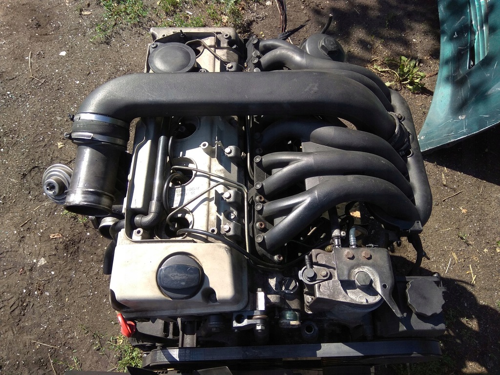 MERCEDES 210 202 2,5 td silnik kompletny OM605