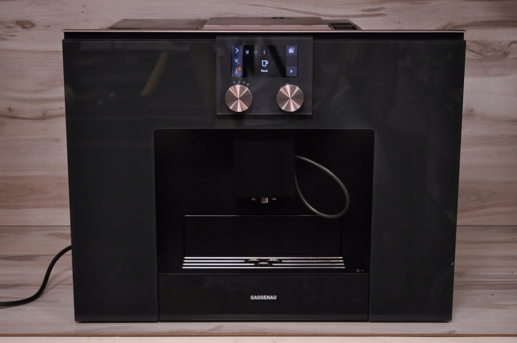 Ekspres GAGGENAU CMP250 100 do zabudowy szklany