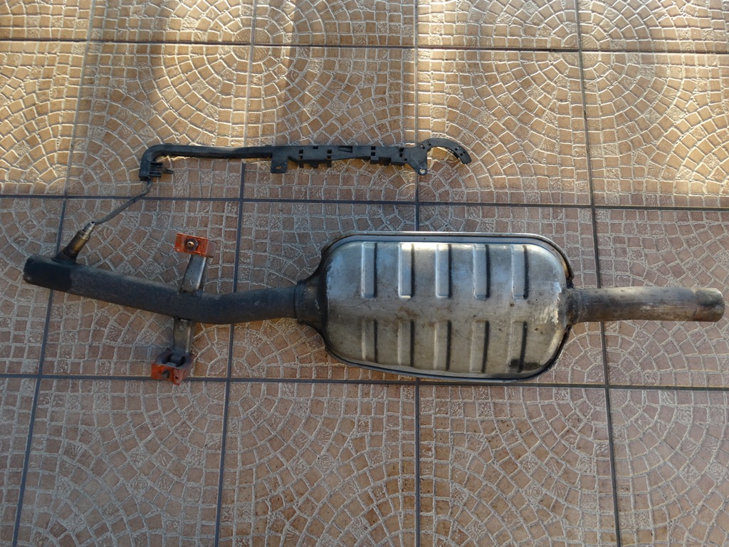 Tłumik środkowy BMW E46 316 318 N42 sonda 1708700
