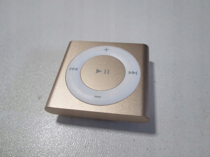 ODTWARZACZ MP3 APPLE IPOD SHUFFLE 2GB ZŁOTY