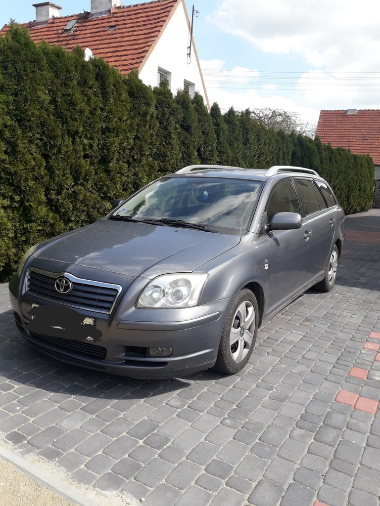 Toyota Avensis kombi 7313164409 oficjalne archiwum Allegro