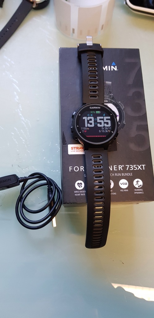 735xt release date