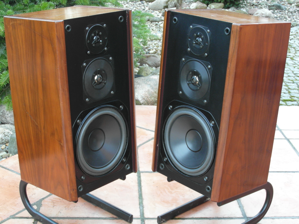 ONKYO SC-560 DREWNO KONKRETNE OKAZJA OD ZETA!!!!!