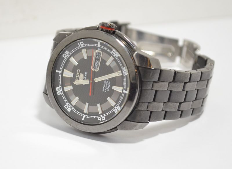 seiko 7s36b 23 jewels
