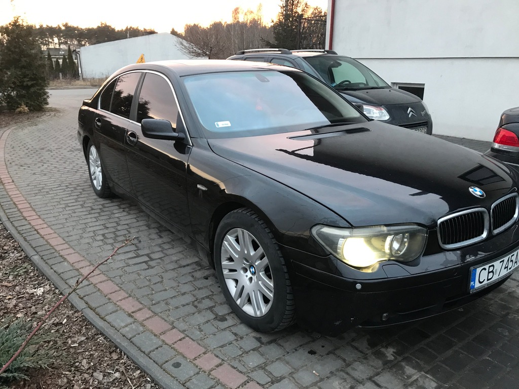 SAMOCHÓD BMW SERIA 7 745i E65  LPG