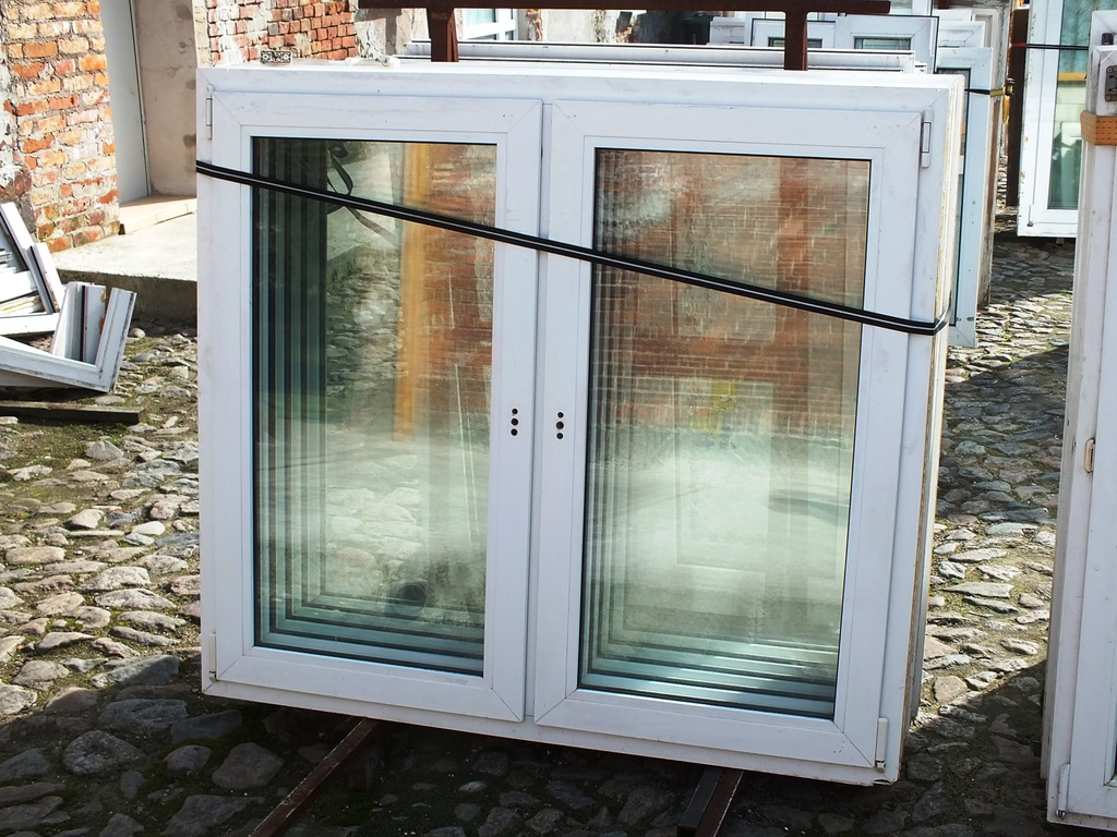 OKNA PLASTIKOWE PCV UŻYWANE 140x137 ! WĄSOSZ !