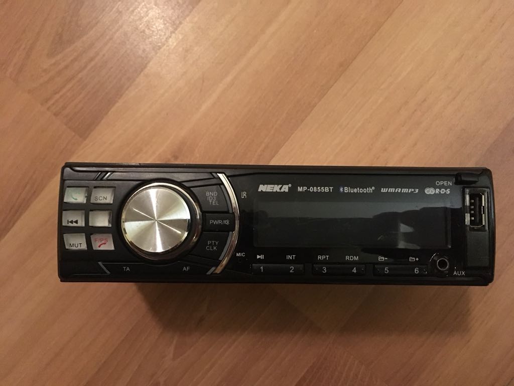 Radio samochodowe z AUX , USB oraz bluetooth 7176444837 oficjalne