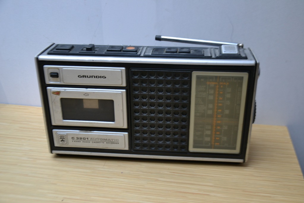 Stare Radio GRUNDIG PRL bez ceny minimum !!!