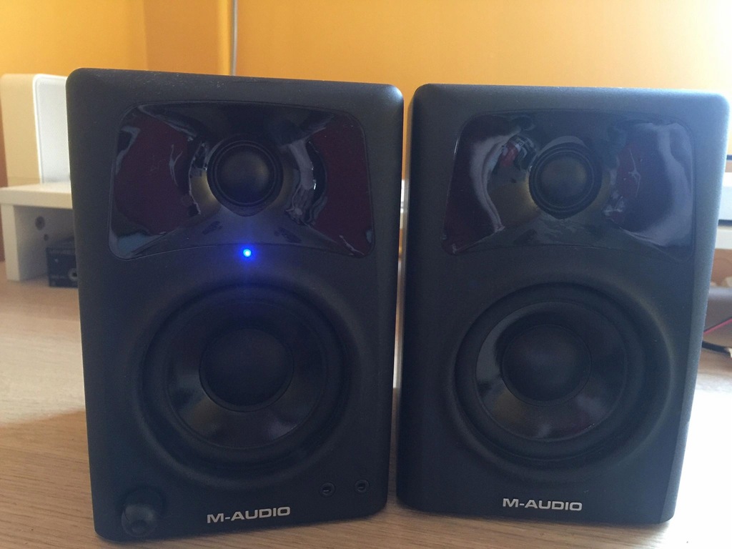 M-Audio AV 32 monitory studyjne jak nowe