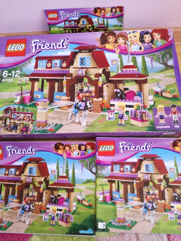 Stadnina koni LEGO friends