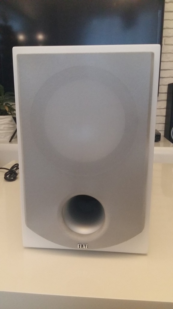 elac 111.2 subwoofer