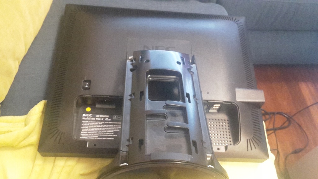 Monitor NEC MultiSync 90GX2 Pro 1280x1024 Srebrny - 7666615056 ...