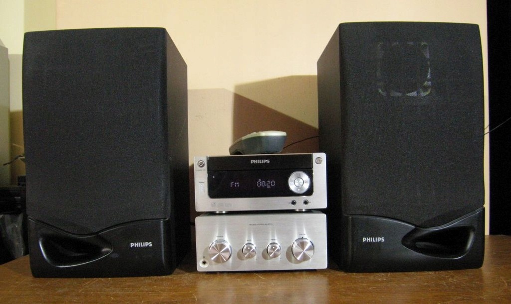 PHILIPS MCM772 ALU WIEŻA HIFI CD USB KOLUMNY PILOT