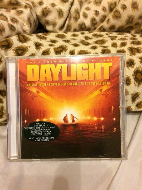 Tunel ( Daylight cd Sylvester Stallone by Edelman