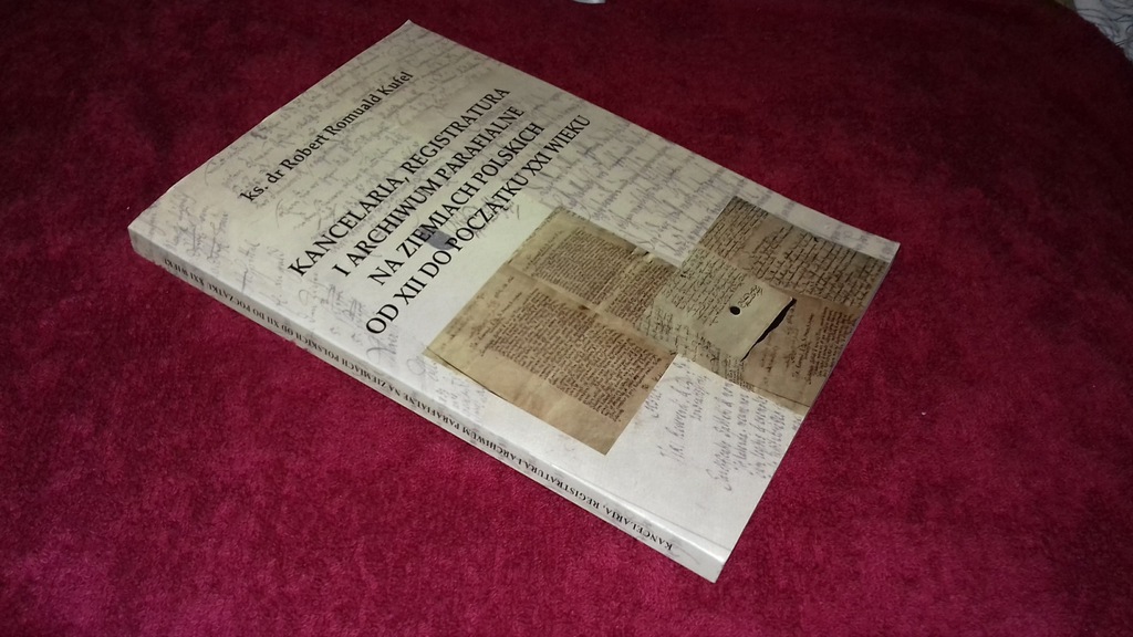 KANCELARIA REGISTRATURA I ARCHIWUM PARAFIALNE...