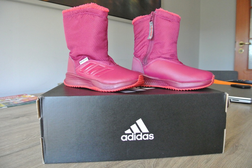 Buty zimowe Adidas, r.31,5. Różowe, ocieplane.