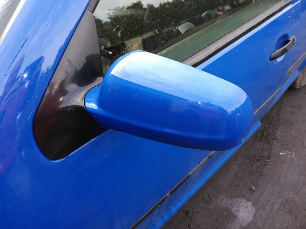 LEWE NIEBIESKIE LUSTERKO VW GOLF IV LW5Z ELEKTRYCZ