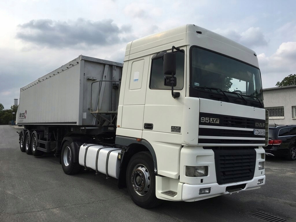 DAF XF 95-430 EURO-2 ROK 2001 MANUAL HYDRAULIKA