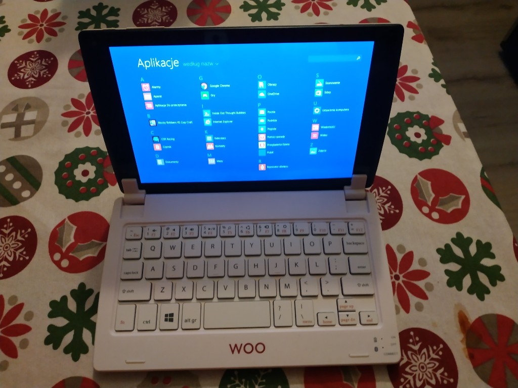Tablet z klawiaturą Laptop Woo 841w Antares Win 8