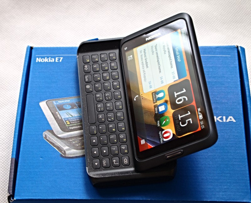 Nokia E7 Communicator - nowa, gwarancja