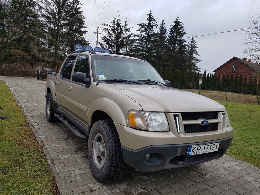 Ford explorer pickup