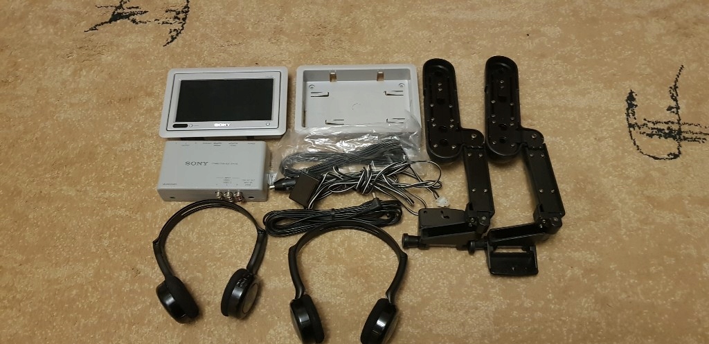 Monitor samochodowy Sony XVM-H65