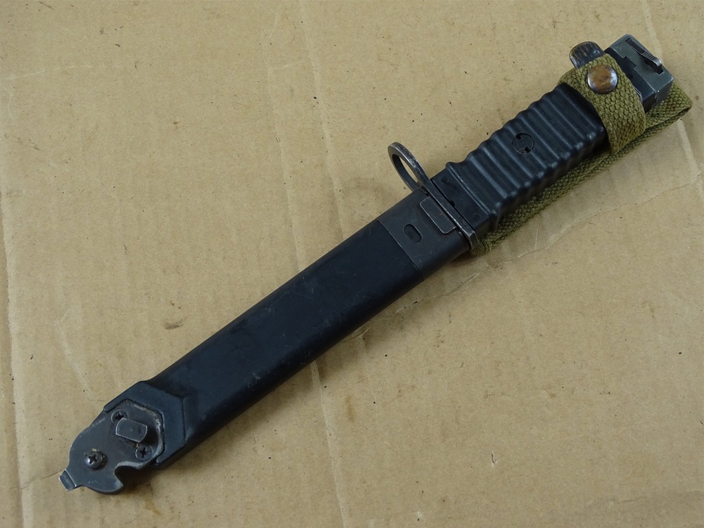 BAGNET BUNDESWEHRA HOLANDIA NATO KCB M70