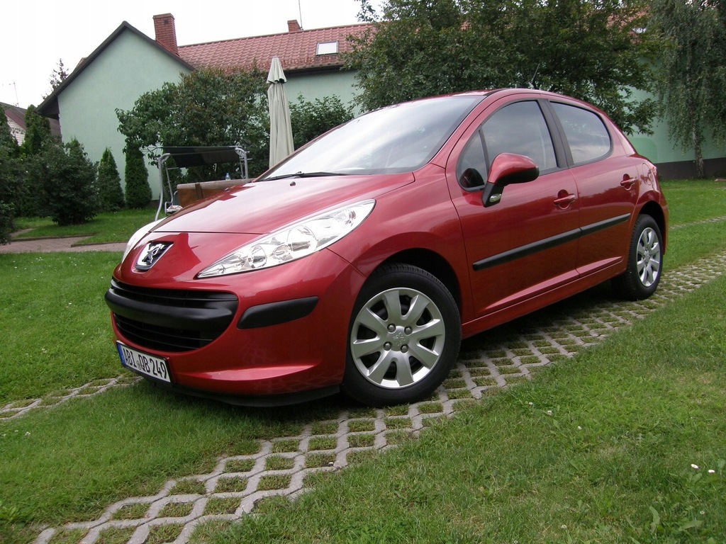 Peugeot 207 1,4 75KM 5 drzwi OPŁACONY! JAK NOWY