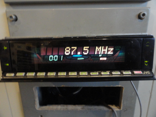 JVC  KD - LX3R  