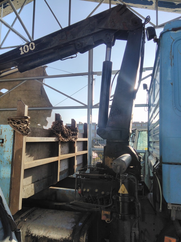 HDS HIAB 100
