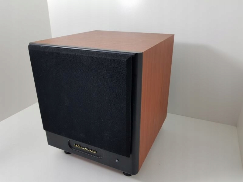 SUBWOOFER WHARFEDALE WH-208