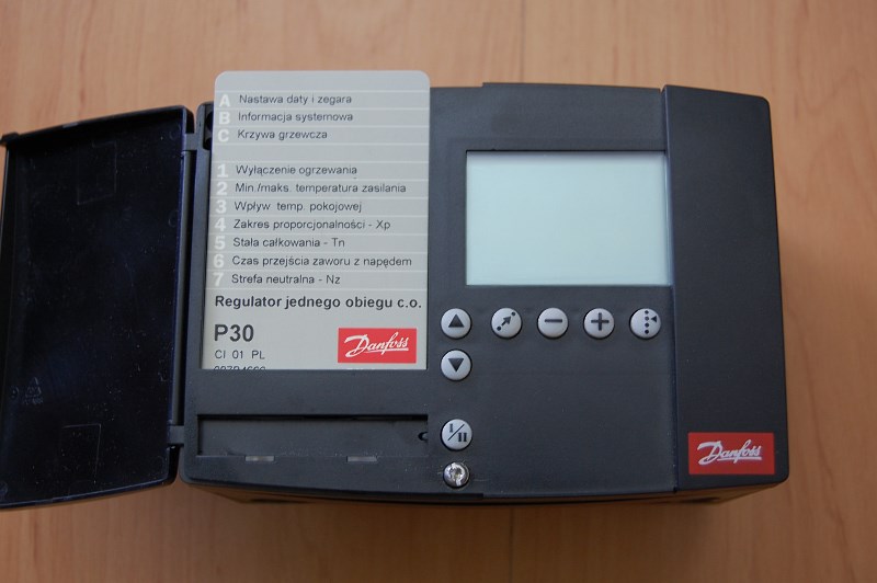 REGULATOR POGODOWY DANFOSS ECL 200 COMFORT
