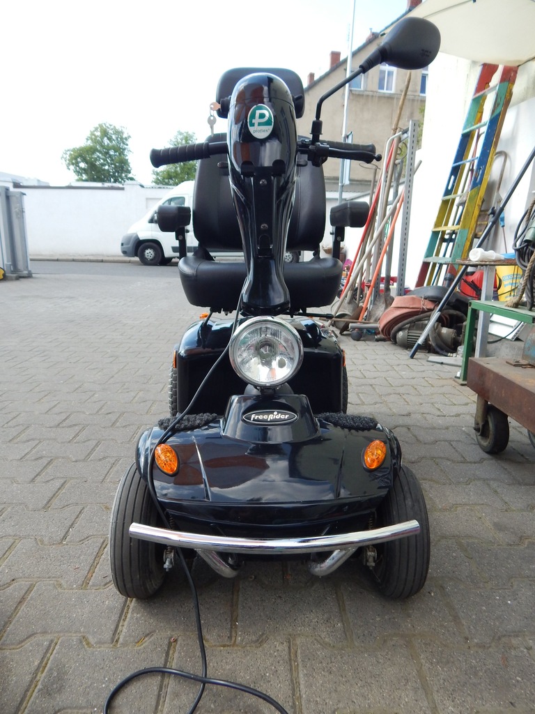 WOZEK SKUTER INWALIDZKI FREERIDER CORP jak nowy