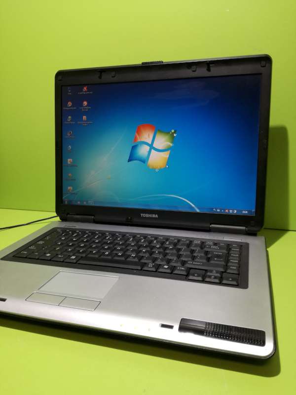 LAPTOP TOSHIBA SATELLITE L40-12X + ZASILACZ