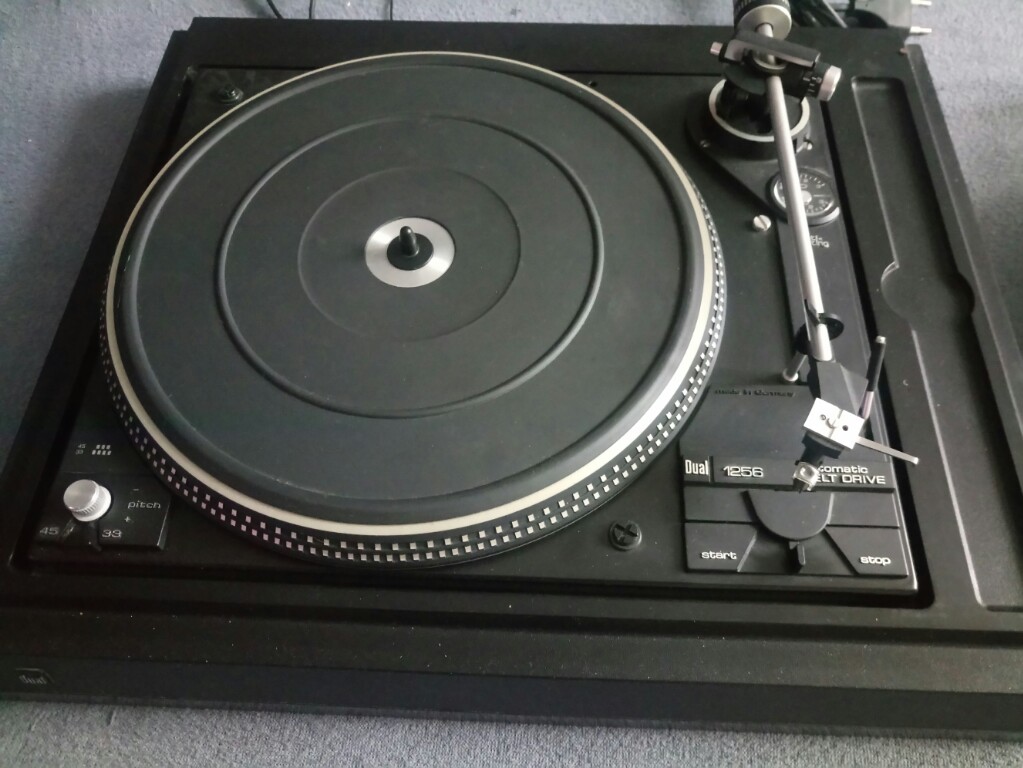 Gramofon Dual 1256 sprawny, kompletny