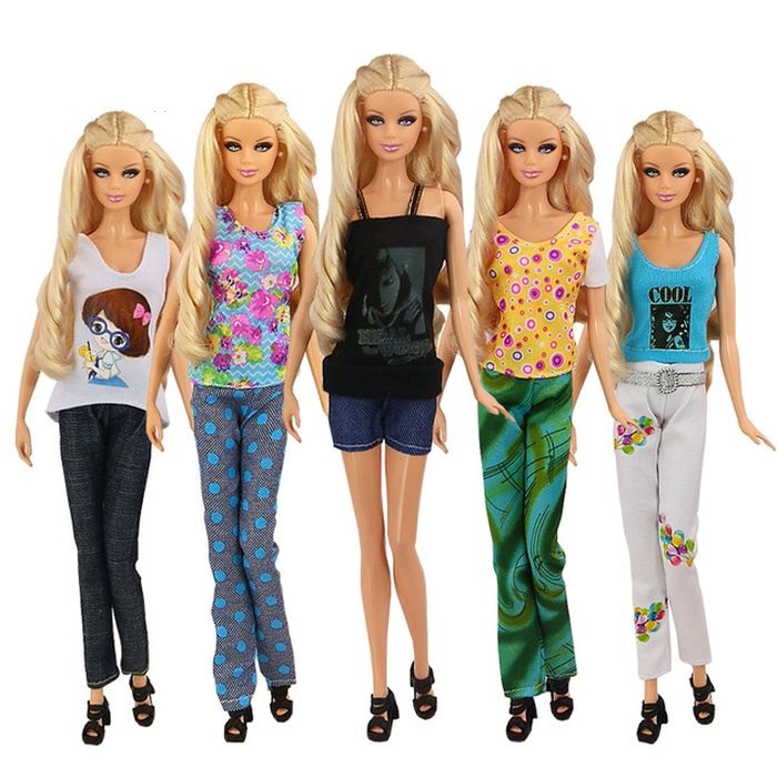KOMPLET UBRANEK DLA LALEK ,BARBIE, 5 ZESTAWÓW K1