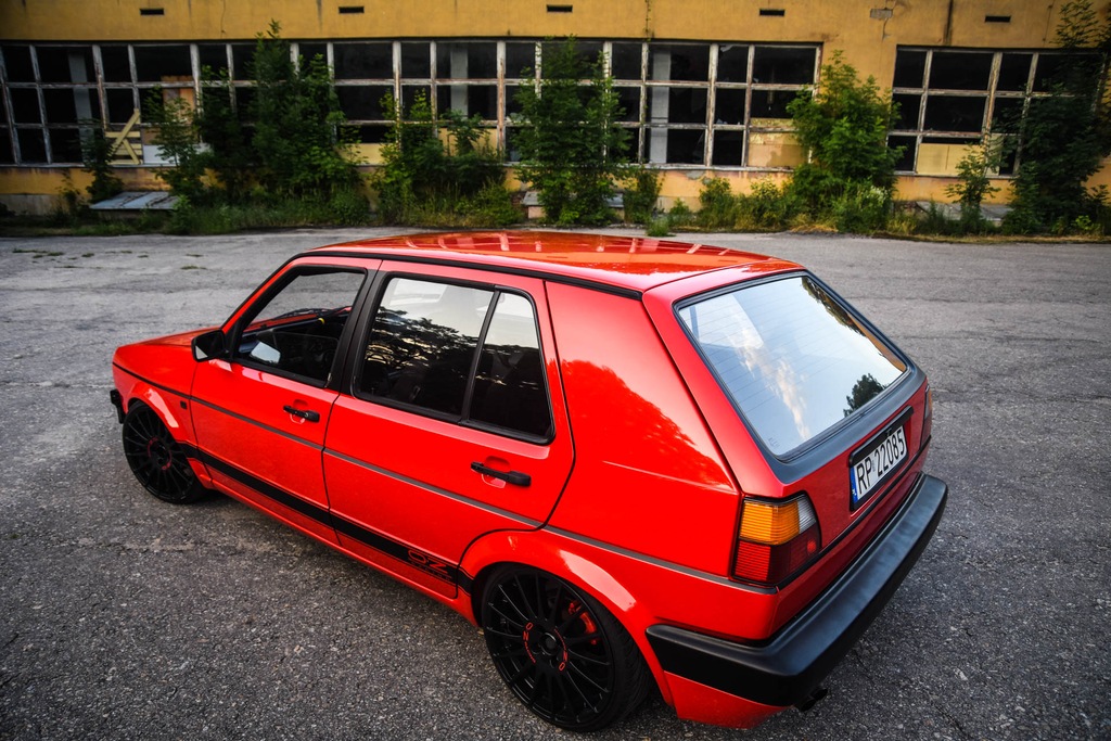 VW Golf II Jetta okleina słupków na słupki RETRO
