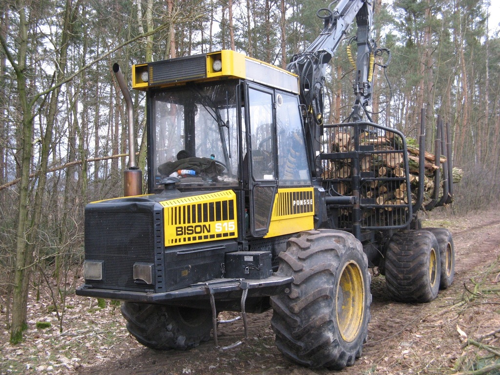 Forwarder Ponsse Bison