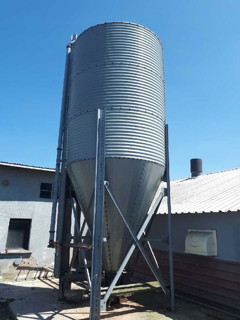 Silos paszowy na 16 ton