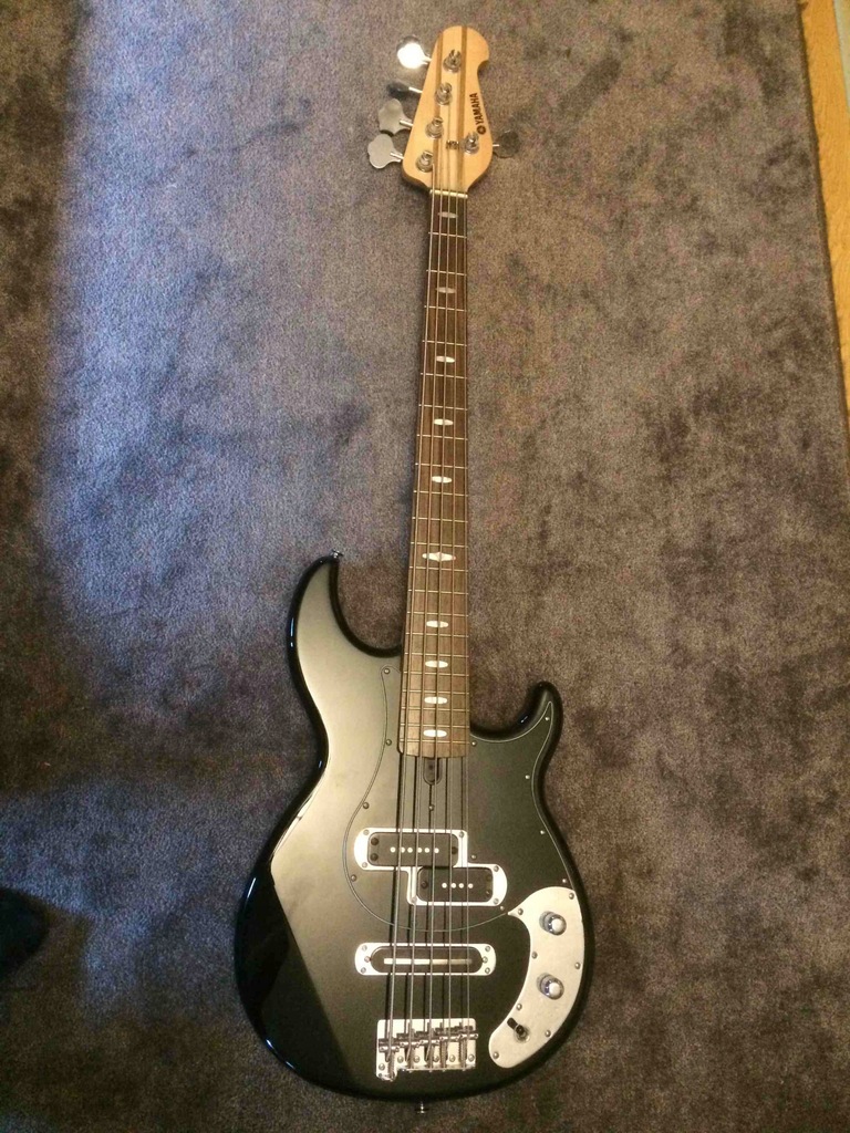 Yamaha BB-425X Bass gitara